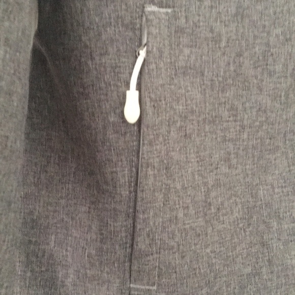 🌻 Warm insulated jacket w/ waist tightener. - Picture 2 of 5